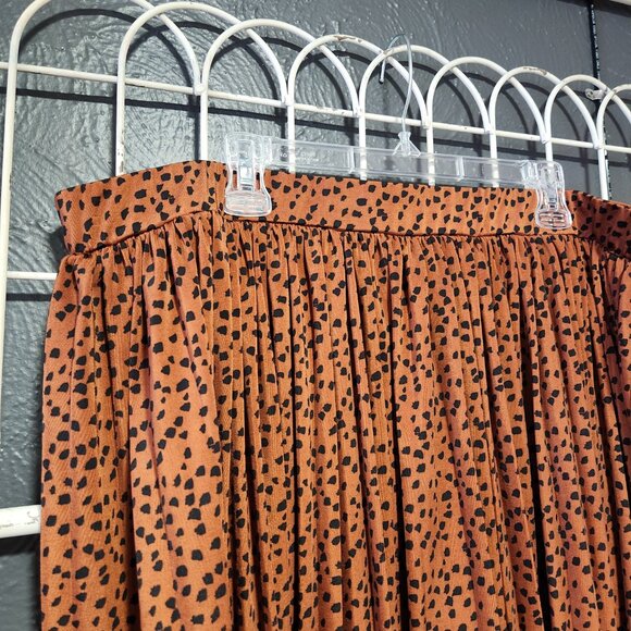 Size 20 Eloquii Elements Beautiful Rust Cheetah Print Midi Skirt w/ Micropleats - Picture 2 of 5